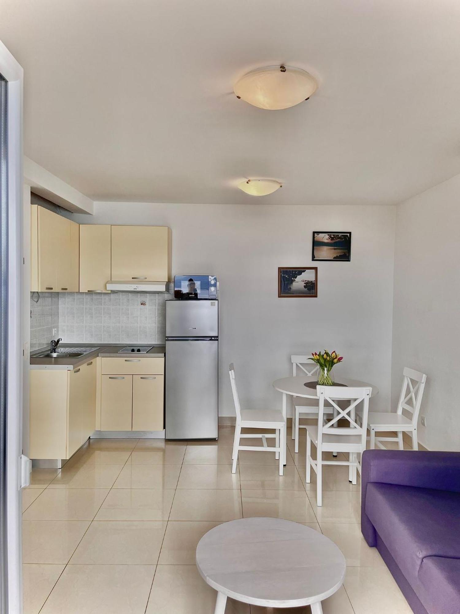 Apartments Katara Brela Exterior photo