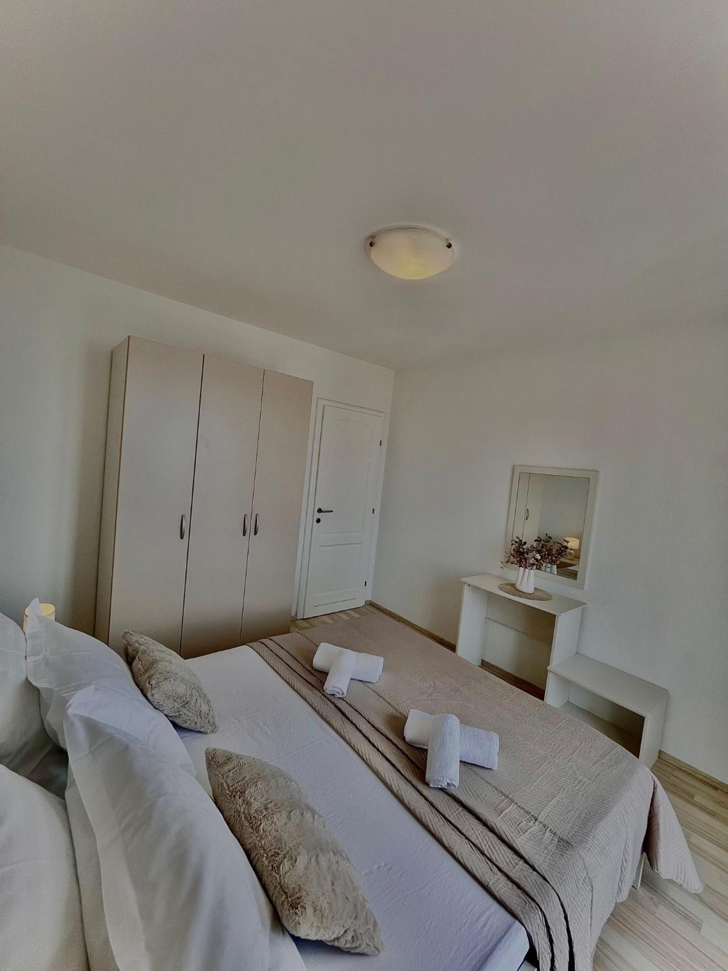 Apartments Katara Brela Exterior photo