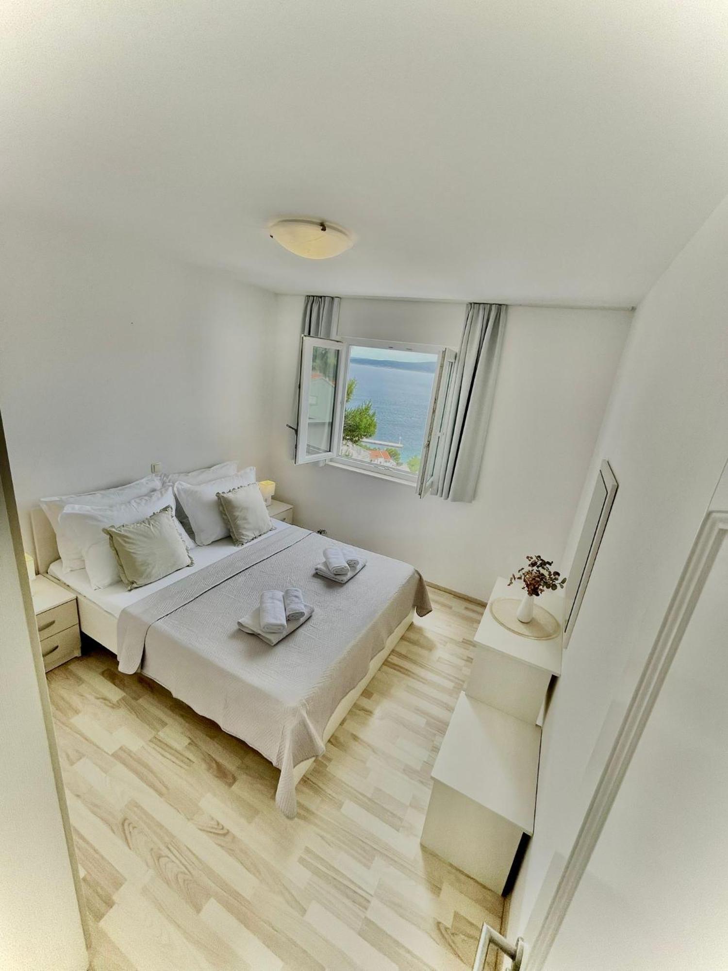 Apartments Katara Brela Exterior photo
