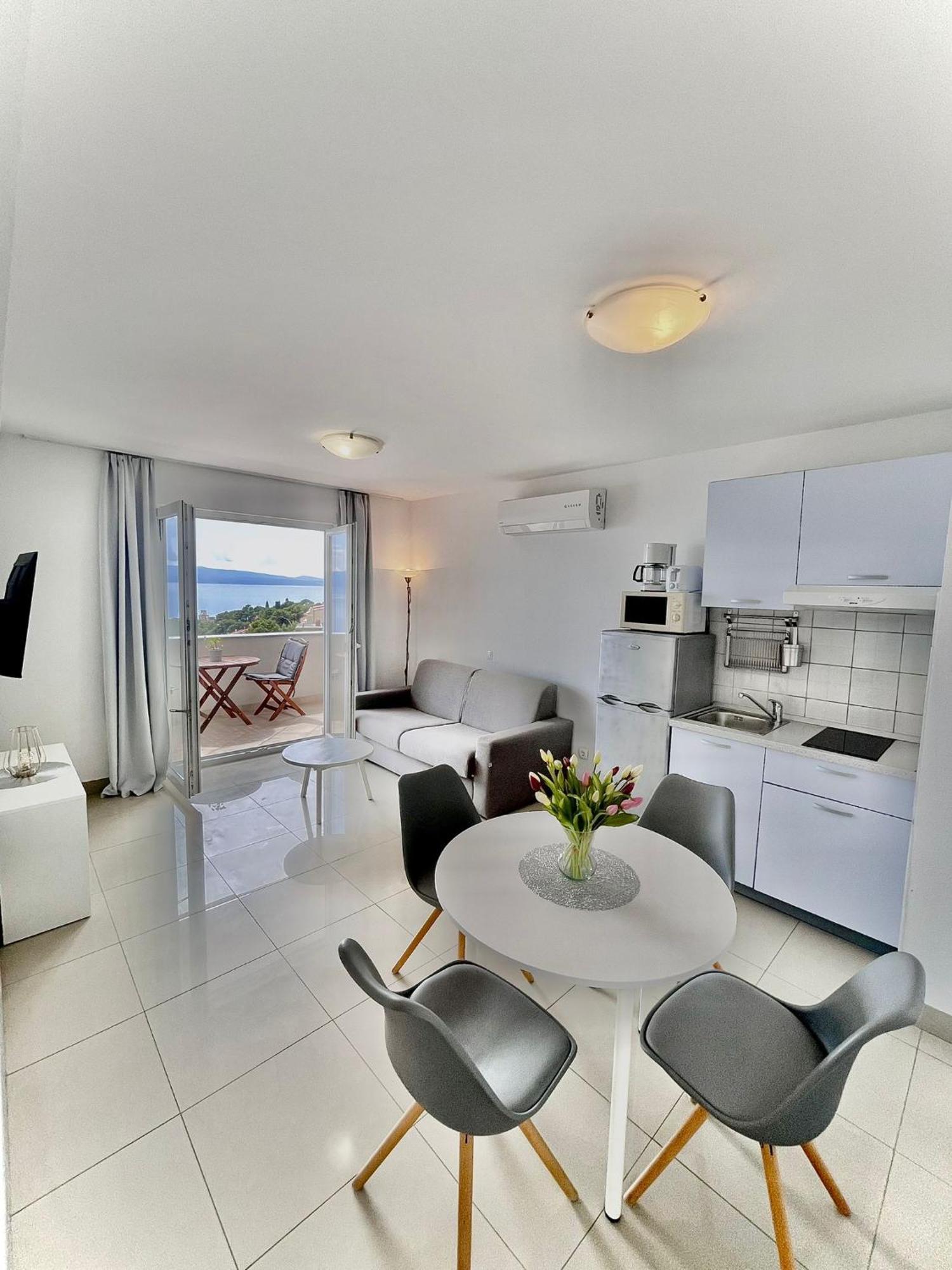 Apartments Katara Brela Exterior photo